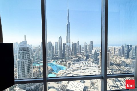 Apartment til salg i Downtown Dubai (Downtown Burj Dubai), Dubai, UAE 3 soveværelser, 30148.7 kvm № 687203 - foto 16