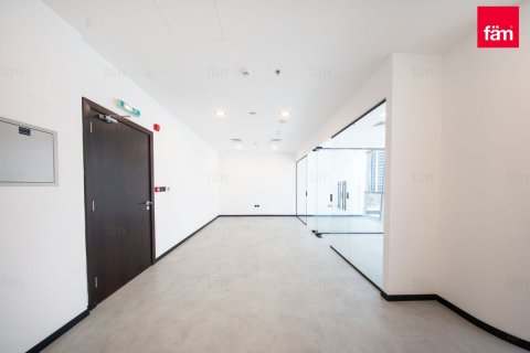 Oficiu de închiriat în Business Bay, Dubai, EAU 49.2 mp. №726676 - poză 9