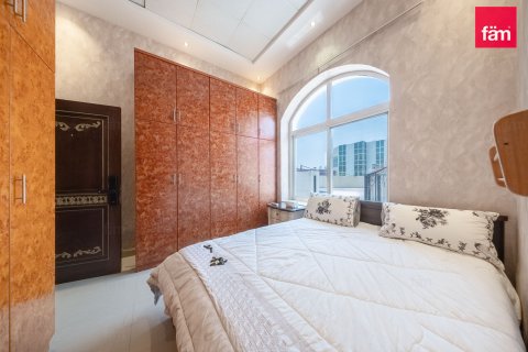 Vilë në Al Barsha, Dubai, Emiratet e Bashkuara Arabe 5 dhoma gjumi, 910.5 m2. № 726675 - Foto 11