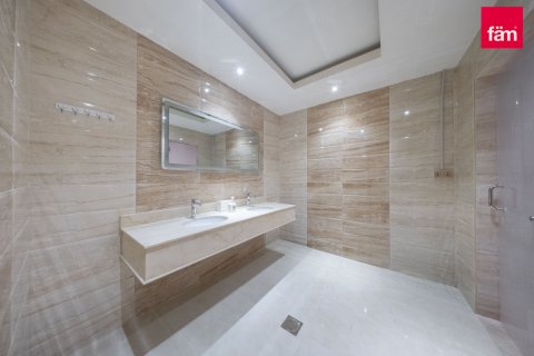 Vilë në Al Barsha, Dubai, Emiratet e Bashkuara Arabe 5 dhoma gjumi, 910.5 m2. № 726675 - Foto 16