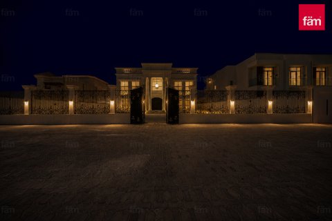 Vilë në Al Barsha, Dubai, Emiratet e Bashkuara Arabe 5 dhoma gjumi, 910.5 m2. № 726675 - Foto 14