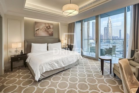 Apartment in Downtown Dubai (Downtown Burj Dubai), UAE 2 bedrooms, 162.67 sq.m. № 756621 - photo 4