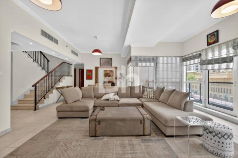 Vilă de închiriat în Dubai Marina, Dubai, EAU 2 dormitoare, 228 mp.  №643280 - poză 1
