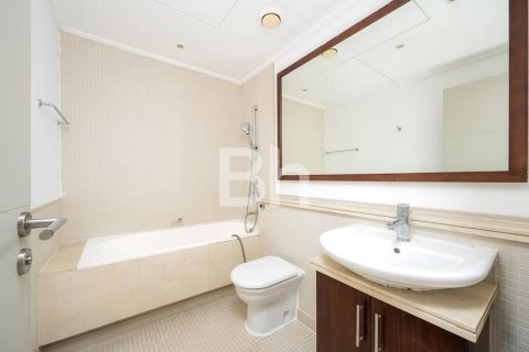 Appartement à louer à Dubai Marina, Dubai, EAU 2 chambres, 155 m2 № 643278 - photo 7