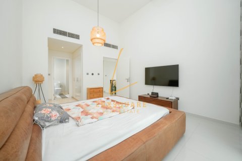 Villa en venta en DAMAC Hills (Akoya by DAMAC), Dubai, EAU 6 dormitorios, 307 m2 № 658773 - foto 19