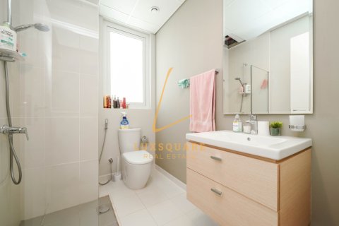 Villa en venta en DAMAC Hills (Akoya by DAMAC), Dubai, EAU 6 dormitorios, 307 m2 № 658773 - foto 24