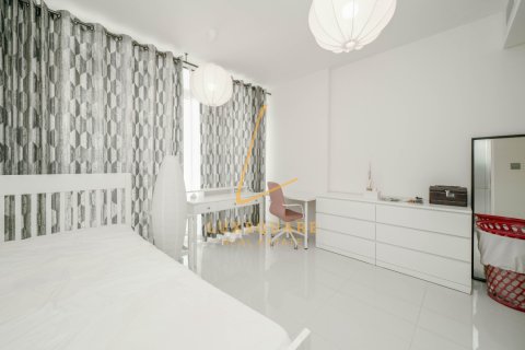 Villa en venta en DAMAC Hills (Akoya by DAMAC), Dubai, EAU 6 dormitorios, 307 m2 № 658773 - foto 14