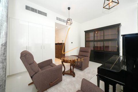 Villa en venta en DAMAC Hills (Akoya by DAMAC), Dubai, EAU 6 dormitorios, 307 m2 № 658773 - foto 8