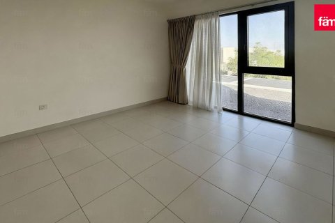 Vilă de închiriat în Dubai, EAU 4 dormitoare, 248 mp.  №689363 - poză 4