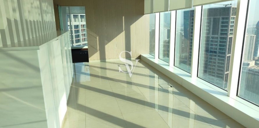 Iroda itt: Business Bay, Dubai, EAE, 156 m², azonosító: 713186