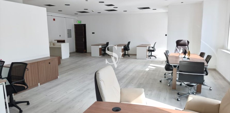 Iroda itt: Business Bay, Dubai, EAE, 108 m², azonosító: 713189