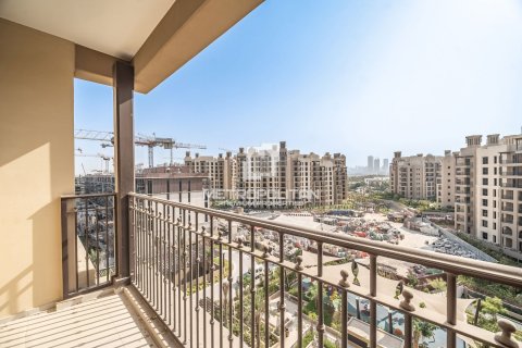 Apartman u Umm Suqeim, Dubai, UAE 3 spavaćih soba, 172 m2 Br. 664288 - fotografija 1