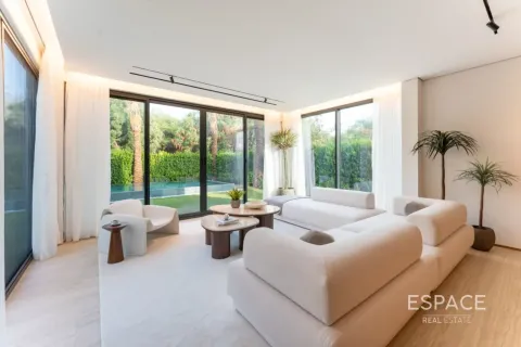 Villa à louer à Meadows, Dubai, EAU 5 chambres, 375 m2 № 738265 - photo 3