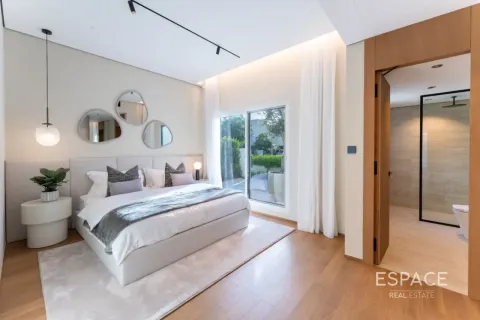 Villa itt: Meadows, Dubai, EAE, 5 hálószoba, 375 m², azonosító: 738265 - fénykép 16
