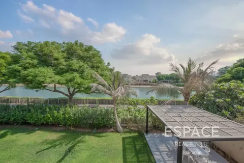 Villa para arrendamento em Meadows, Dubai, EAU 5 quartos, 489 m2 № 738262 - foto 3