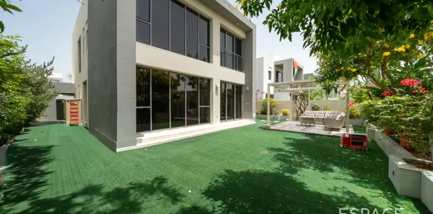 Villa em Dubai Hills Estate, Dubai, EAU 4 quartos, 358 m2 № 738264