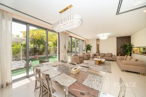 Villa para arrendamento em Dubai Hills Estate, Dubai, EAU 4 quartos, 358 m2 № 738264 - foto 5