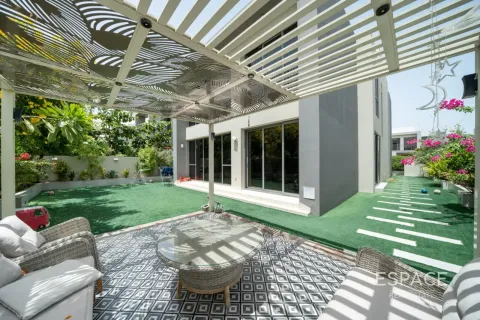 Villa para arrendamento em Dubai Hills Estate, Dubai, EAU 4 quartos, 358 m2 № 738264 - foto 19