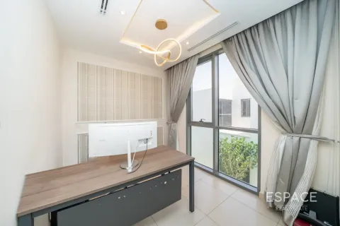 Villa para arrendamento em Dubai Hills Estate, Dubai, EAU 4 quartos, 358 m2 № 738264 - foto 15