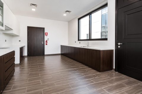 Вилла DAMAC Hills (Akoya by DAMAC), Дубай, БАӘ-да 5 жатын бөлмелер, 640 м² № 728701 - фото 9