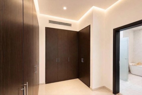 Вилла DAMAC Hills (Akoya by DAMAC), Дубай, БАӘ-да 5 жатын бөлмелер, 640 м² № 728701 - фото 12