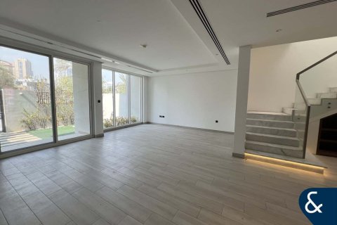 Jumeirah Village Circle, Dubai, BAE’de kiralık вилла 4 yatak odası, 189 m² No 668204 - fotoğraf 4