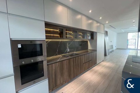 Villa à louer à Jumeirah Village Circle, Dubai, EAU 4 chambres, 189 m2 № 668204 - photo 1