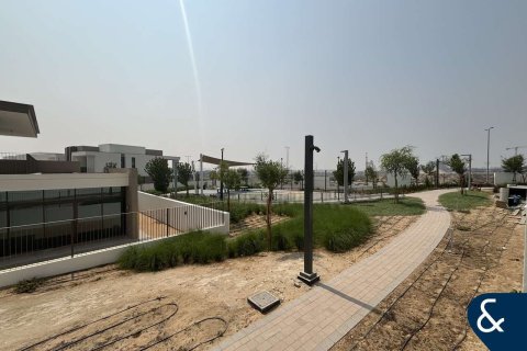 Al Furjan, Dubai, BAE’de kiralık вилла 4 yatak odası, 334 m² No 668205 - fotoğraf 13