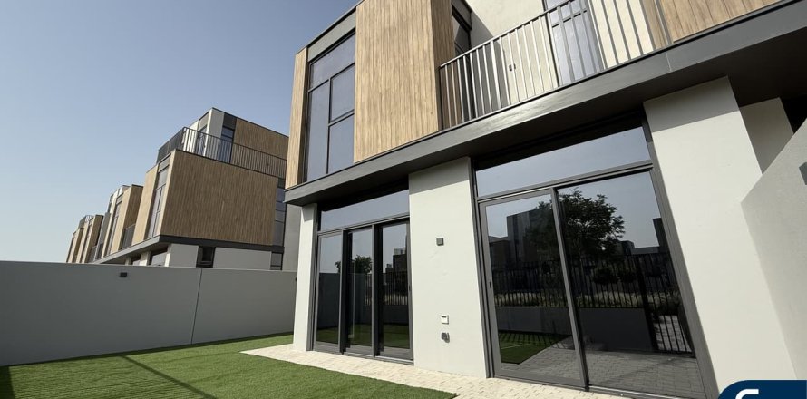 Βίλα σε Mudon, Dubai, ΗΑΕ 4 υπνοδωμάτια, 247 τ.μ. Αρ. 668208