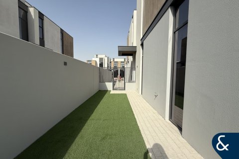 ویلا برای اجاره در Mudon، Dubai، امارات متحده عربی 4 خوابه ، 247 متر مربع ، شماره 668208 - تصویر 3