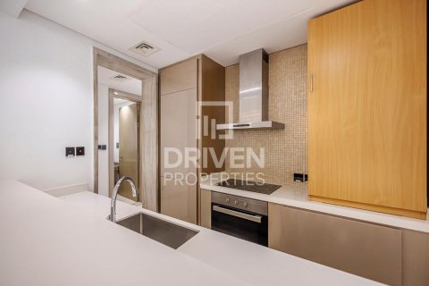 Lägenhet till försäljning i Business Bay, Dubai, UAE 2 sovrum, 130 kvm Nr. 683308 - fotografi 14