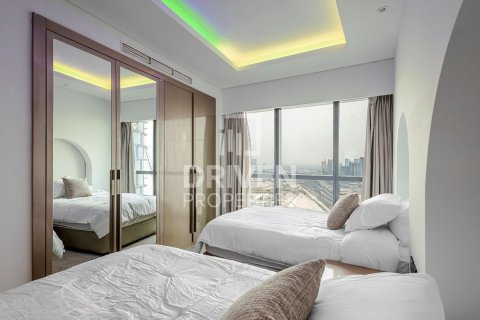 Lägenhet till försäljning i Business Bay, Dubai, UAE 2 sovrum, 130 kvm Nr. 683308 - fotografi 13