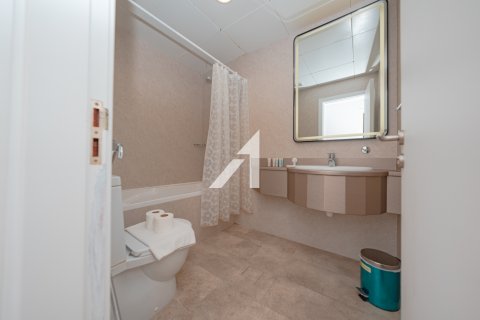 Apartment in Dubai Marina, Dubai, UAE 3 bedrooms, 186.5 sq.m. № 633367 - photo 18