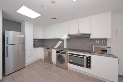 Apartment in Dubai Marina, Dubai, UAE 3 bedrooms, 186.5 sq.m. № 633367 - photo 5