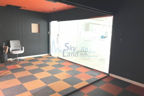 Biuro do wynajęcia w Dubai, ZEA 136.5 mkw., nr 633363 - zdjęcie 5