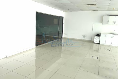 Biuro do wynajęcia w Dubai, ZEA 136.5 mkw., nr 633363 - zdjęcie 2