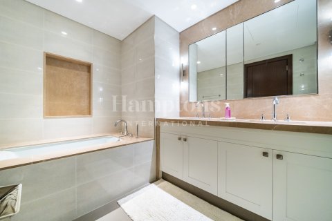 Lägenhet uthyres i Downtown Dubai (Downtown Burj Dubai), Dubai, UAE 2 sovrum, 153.13015684 kvm Nr. 651608 - fotografi 21