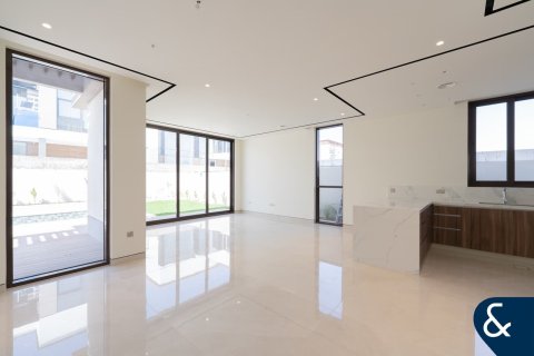 Müüa villa asukohaga Jumeirah Park, Dubai, AÜE: 5 magamistoaga, 495 m² Nr 697791 - pilt 12