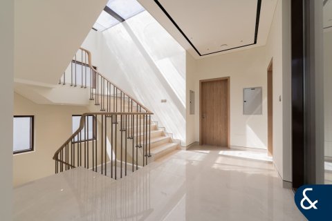 Вилла в Jumeirah Park, Дубай, ОАЭ 5 спален, 495м2 № 697791