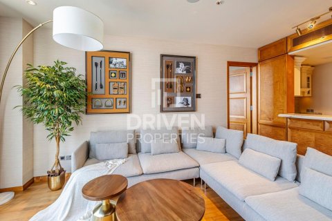 Купить квартиру в Даунтаун Дубай (Даунтаун Бурдж Дубай), ОАЭ 2 спальни, 159м2, № 683137 - фото 2