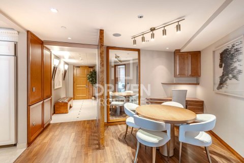 Купить квартиру в Даунтаун Дубай (Даунтаун Бурдж Дубай), ОАЭ 2 спальни, 159м2, № 683137 - фото 5