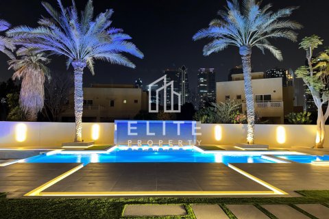 Villa Meadows, Dubaijā, AAE 4 istabas, 1221 m2 Nr. 754661 - attēls 22