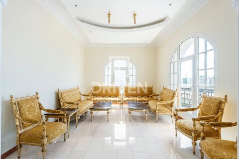 Villa in Al Barsha, Dubai, UAE 6 bedrooms, 1394 sq.m. № 653621 - photo 7