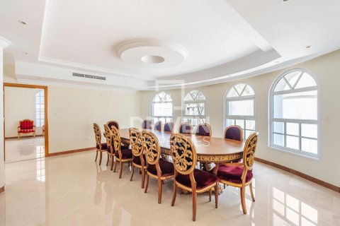 Villa in Al Barsha, Dubai, UAE 6 bedrooms, 1394 sq.m. № 653621 - photo 6
