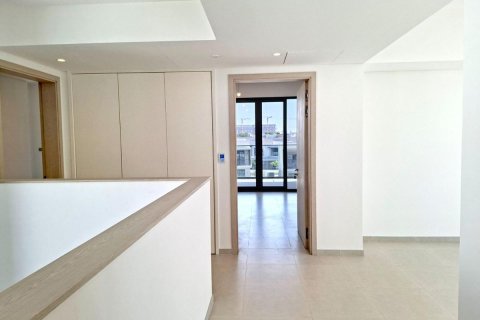 Vilë në Jebel Ali, Dubai, Emiratet e Bashkuara Arabe 4 dhoma gjumi, 676 m2. № 715318 - Foto 11