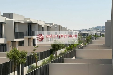 Adosado en alquiler en Jebel Ali, Dubai, EAU 3 dormitorios, 242 m2 № 753854 - foto 15
