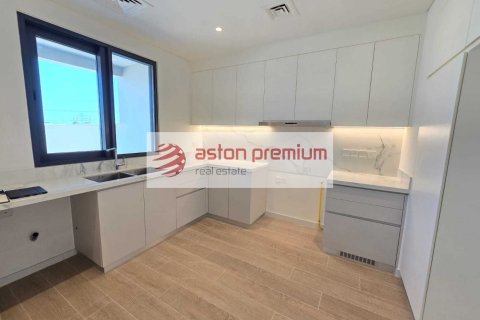 Üürile anda ridamaja asukohaga Jebel Ali, Dubai, AÜE: 4 magamistoaga, 252 m² Nr 753859 - pilt 5