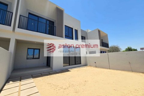 Radový dom v Jebel Ali, Dubai, SAE 4 spálne, 252 m2 č. 753859