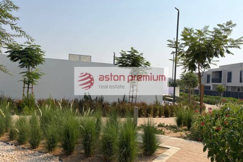 Townhouse sa Jebel Ali, Dubai, UAE 3 silid-tulugan, 238 sq.m. № 753858 - larawan 17
