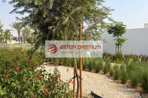 Townhouse sa Jebel Ali, Dubai, UAE 3 silid-tulugan, 238 sq.m. № 753858 - larawan 16